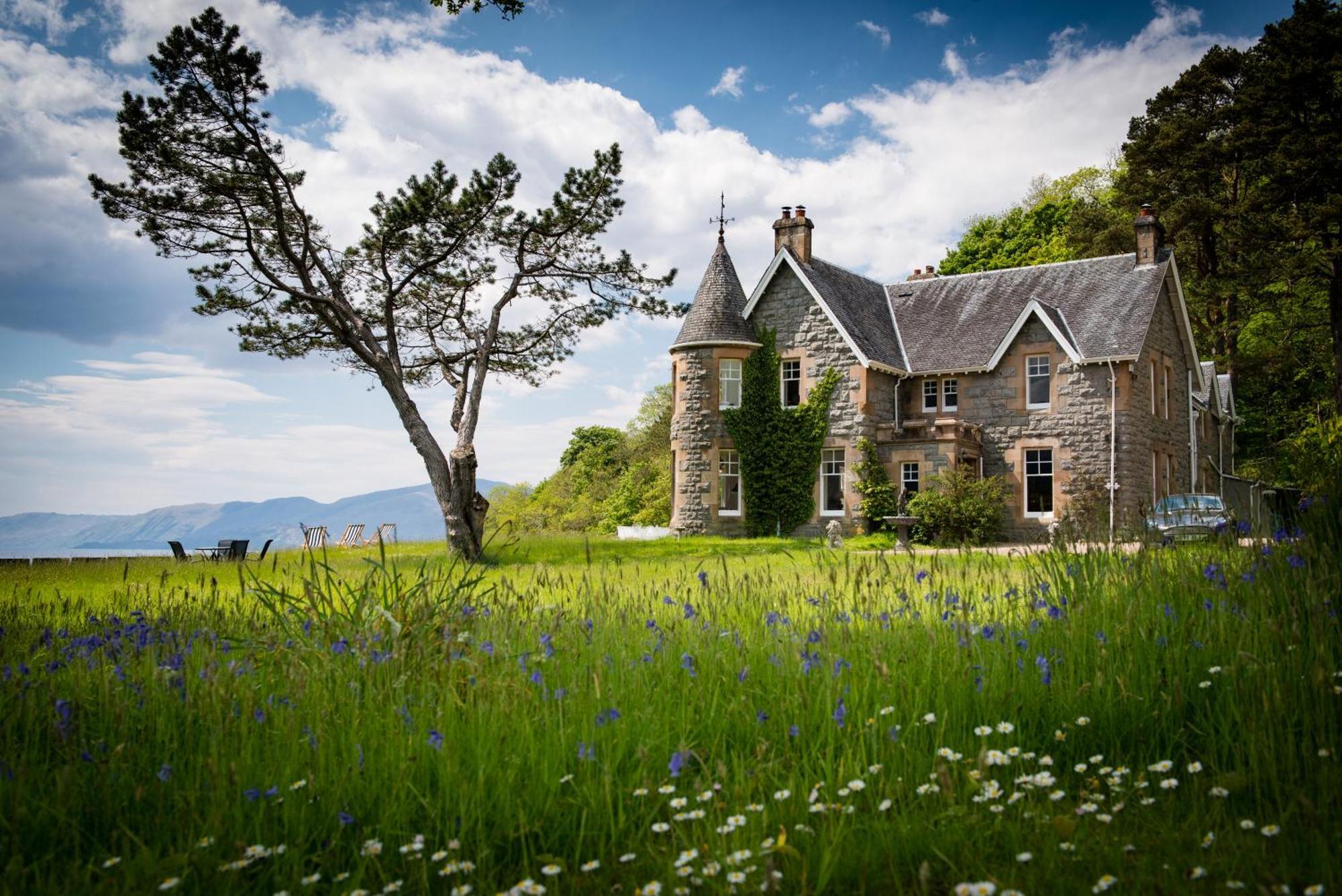 Ardrhu House Fort William - Serviced Luxury Scots Baronial Country House Exterior photo